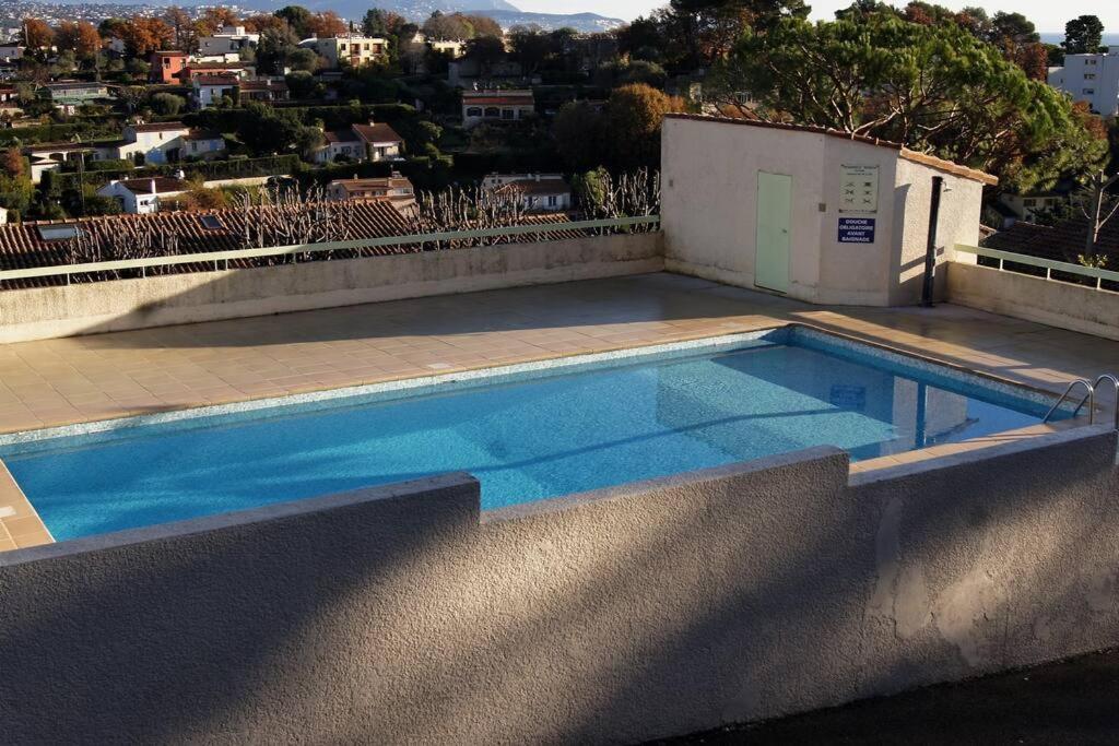 Charmant 2P Au Calme, Jardin, Piscine, Vue Panoramique Et Stationnement 빌뇌브루베 외부 사진